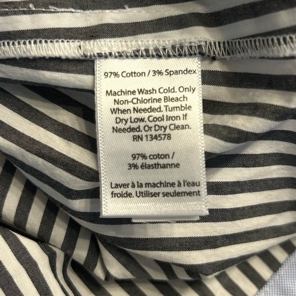 Vineyard Vines Gray and White Double V Neck Mixed Stripe Sleeveless Top, Size XS - Picture 5 of 5